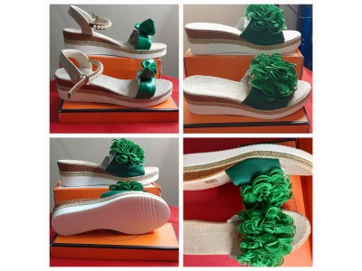 Wedges with ankle clip