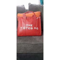 Red tote bags